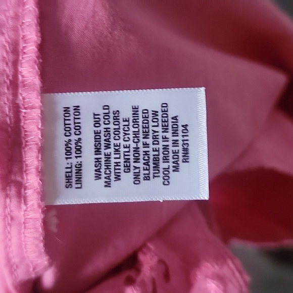 Crown & Ivy Pink Scalloped Hem Shorts Size 10 - Picture 6 of 7